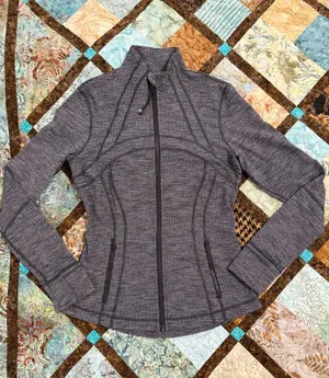 Lululemon Define Jacket thumbnail 1