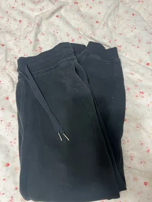 Lululemon joggers thumbnail 2