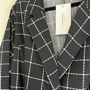 Bloomchic NWT Black White Wrap Dress Women Size‎ 18-20 thumbnail 2