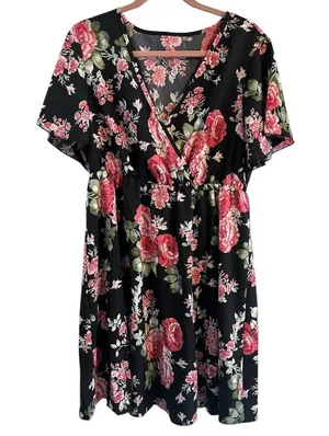 New Floral V-Neck Midi Dress Size 1X (14) Faux Wrap Neckline Flutter Sleeves thumbnail 2