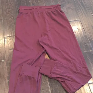 Gymshark purple athletic pants size medium thumbnail 3