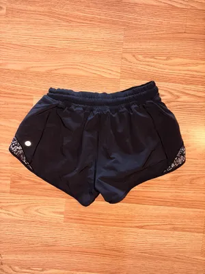 lululemon athletica hotty hot ll shorts thumbnail 2