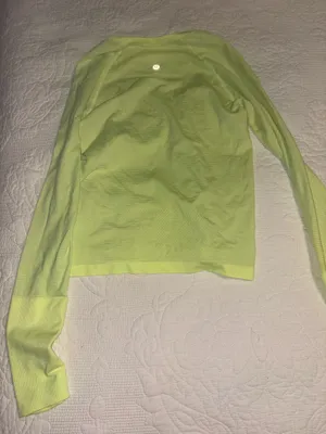 Lululemon thumbnail 3