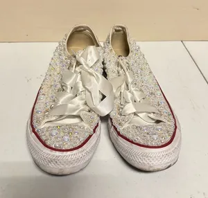 Converse Kids White Pearl-Embellished Sneakers with Satin Laces thumbnail 1
