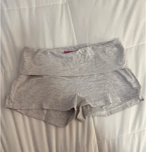 Edikted Mini Shorts thumbnail 5