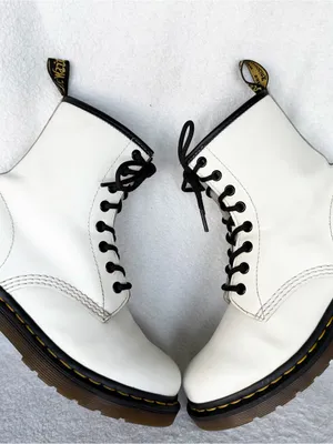 Dr. Martens Women’s White Lace-Up Combat Boots with Black Laces Size 7 thumbnail 7