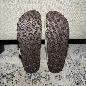 Birkenstock Boston Clogs in Taupe thumbnail 7