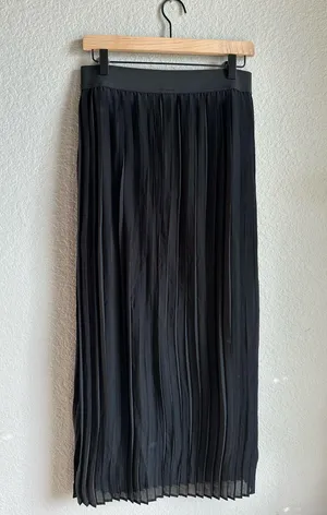 Merona Black Pleated Midi A-Line Skirt thumbnail 5
