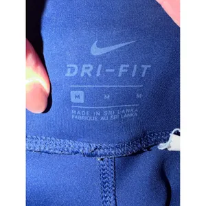 Nike Dri FIT Leggings Women Medium Blue Cropped Laser Cut Pockets‎ Athleisure thumbnail 9