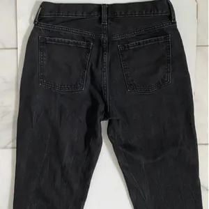 Old Navy Womens High Rise Slouchy Straight Distressed Black Cotton‎ Jeans Size 8 thumbnail 7