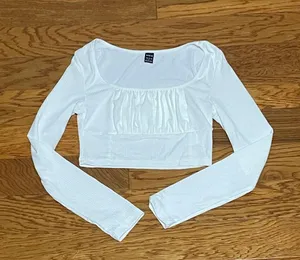 SheIn White Ruched Sheer Crop Top Never Worn thumbnail 2