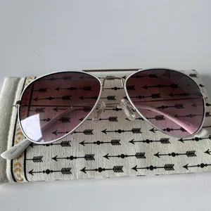 American Eagle Outfitters Pink Aviator Sunglasses thumbnail 2