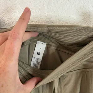 Lululemon Dance Studio Mid Rise Pant Regular Womens Size 6 Sheer Oak NWT NEW thumbnail 5