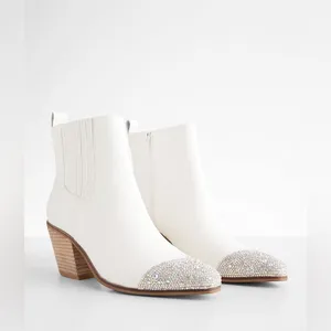 Buckle Beast Fashion Deanna Ankle Boot Size 7.5 thumbnail 2