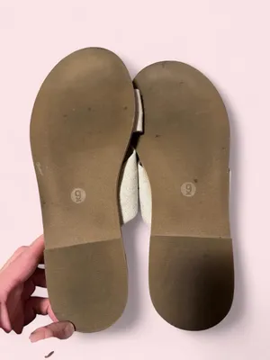 Shade & Shore Beige Knot-Detail Slide Sandals thumbnail 7