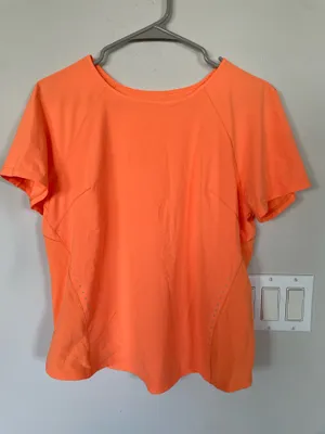 Lululemon Women’s Lightweight Stretch Run Short Sleeve Shirt Orange Soda Size 10 thumbnail 5