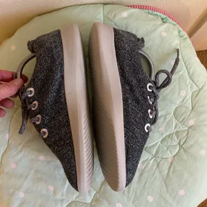 Allbirds Gray Womens Shoes size 7 thumbnail 6