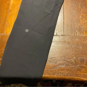 Lululemon Women's Size 2 On the Fly Pant Black thumbnail 8