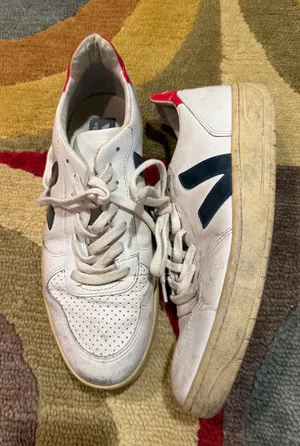 VEJA V-10 Leather Sneakers Shoes White Navy Blue Red Women’s Size US 9 thumbnail 1