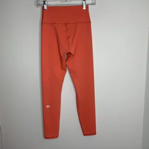 Alo Yoga 7/8 High-Waist Airbrush Legging Coral Small Womens Athletic thumbnail 4