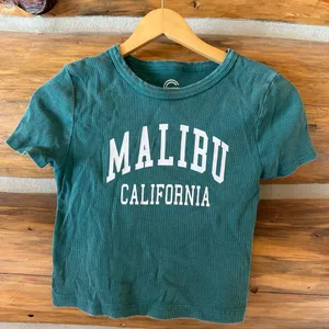 Social Culture Malibu Graphic Tee Size M thumbnail 2