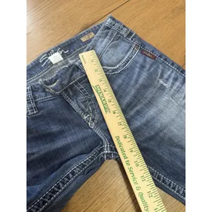 Silver Jeans Tuesday Low Rise Capri Size W29 Summer‎ Travel Vacation Denim City thumbnail 6
