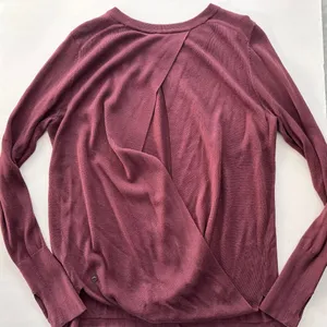 Lululemon Bring It Backbend Sweater Redwood Size 14 Cashmere Blend $118 Keyhole thumbnail 2