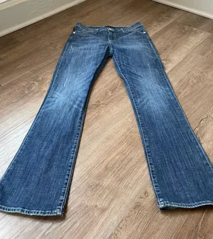 Rock & Republic jeans distressed fading medium wash denim women’s size 10M thumbnail 9