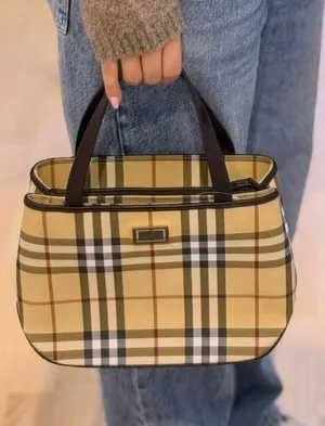 Burberry Novacheck Vintage Y2k Purse Bag thumbnail 3