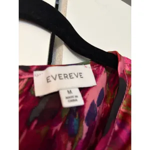 Evereve‎ Floral Print Sleeveless Tie Waist Midi Dress Women's Size M thumbnail 3