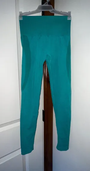 Seamless Contour Leggings thumbnail 3