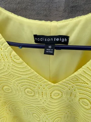 NWT Madison Leigh size 10 yellow lace dress thumbnail 5