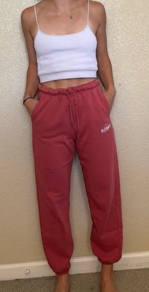 Old Navy Red Sweatpants thumbnail 1