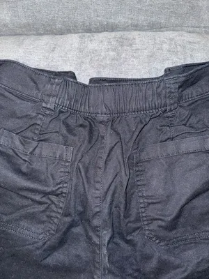 Old Navy Black High-Rise Shorts thumbnail 7