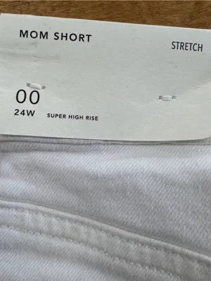 American Eagle Outfitters White Mom Jean Shorts thumbnail 3