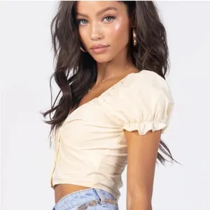Princess Polly Abe Crop Top in Lemon Size 2 New with tag thumbnail 4