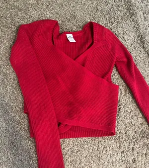 Cropped Sweater thumbnail 1