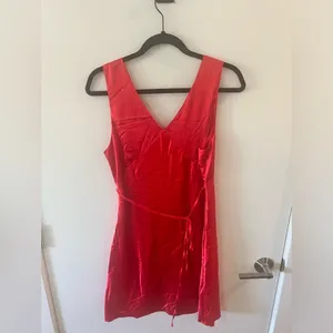 Red satin mini dress Size M thumbnail 2