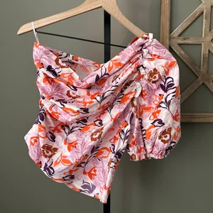 Anthropologie Maeve Puff Sleeve One Shoulder Blouse Floral Pink Med thumbnail 3