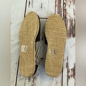 Nwot Toms‎ Distressed Black And Cream Stripped Espadrille Style Slip On Shoes thumbnail 4