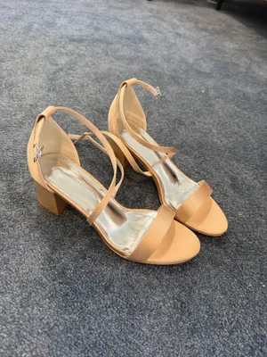 Gold Heels Size EU 38 thumbnail 2