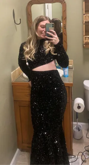 Black Sequin Prom Dress Size XS thumbnail 1