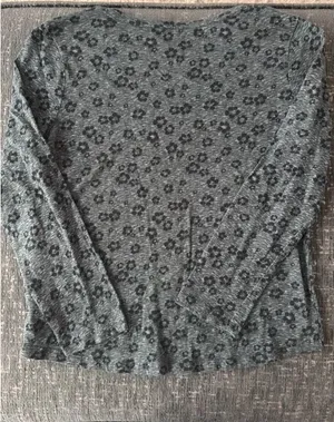 Long Sleeve Old Navy Shirt thumbnail 2