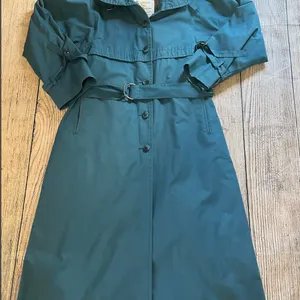 Vtg 70s London‎ Fog Women’s 6P Blue Trench Coat USA Removable Lining Petite Belt thumbnail 2