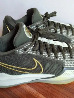Nike Sabrina 1 Womens 7.5 Basketball Shoes HF5518-302 Olive Gold Sabrina Ionescu thumbnail 6