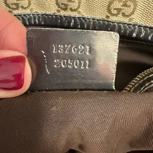 Gucci Pelham Canvas Shoulder Bag with Metallic Strapes thumbnail 11