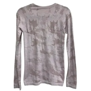 Athleta‎ Momentum Camo Print Long Sleeve Thumbhole Performance Top Small thumbnail 3