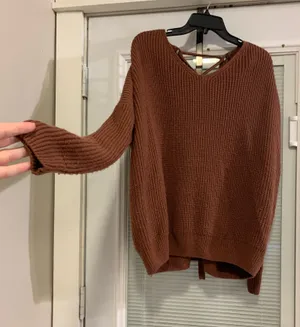 Ladies Sz M/L sweater Brown Size M thumbnail 1