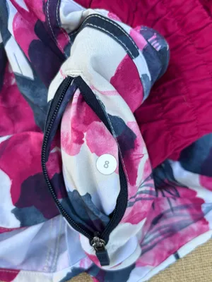Lululemon Floral Red Burdeos Track That High Rise Running Shorts Zip Pocket Sz 8 thumbnail 5