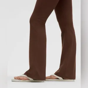 Lululemon Size 2 Lava Cake Groove Nulu Super-High-Rise Flared Athletic Pants thumbnail 4